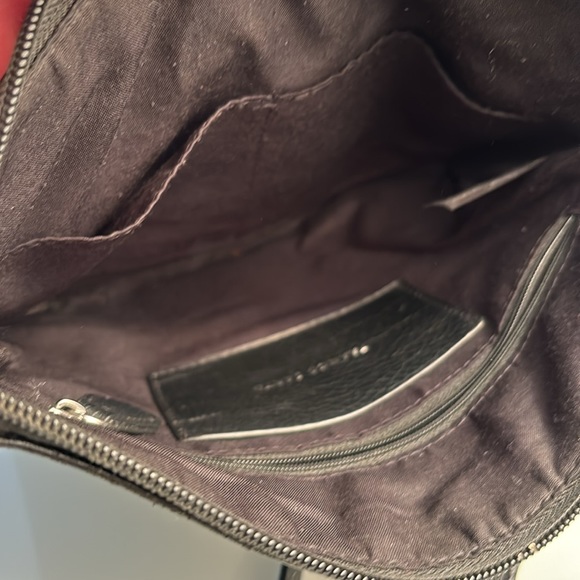 Franco Sarto zip front purse. Wear on the back bottom corners see photos - Picture 5 of 8
